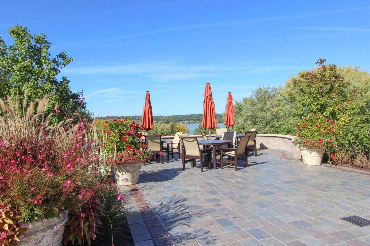 New Lake Como Condo With Lake Views Lake Geneva Kültér fotó